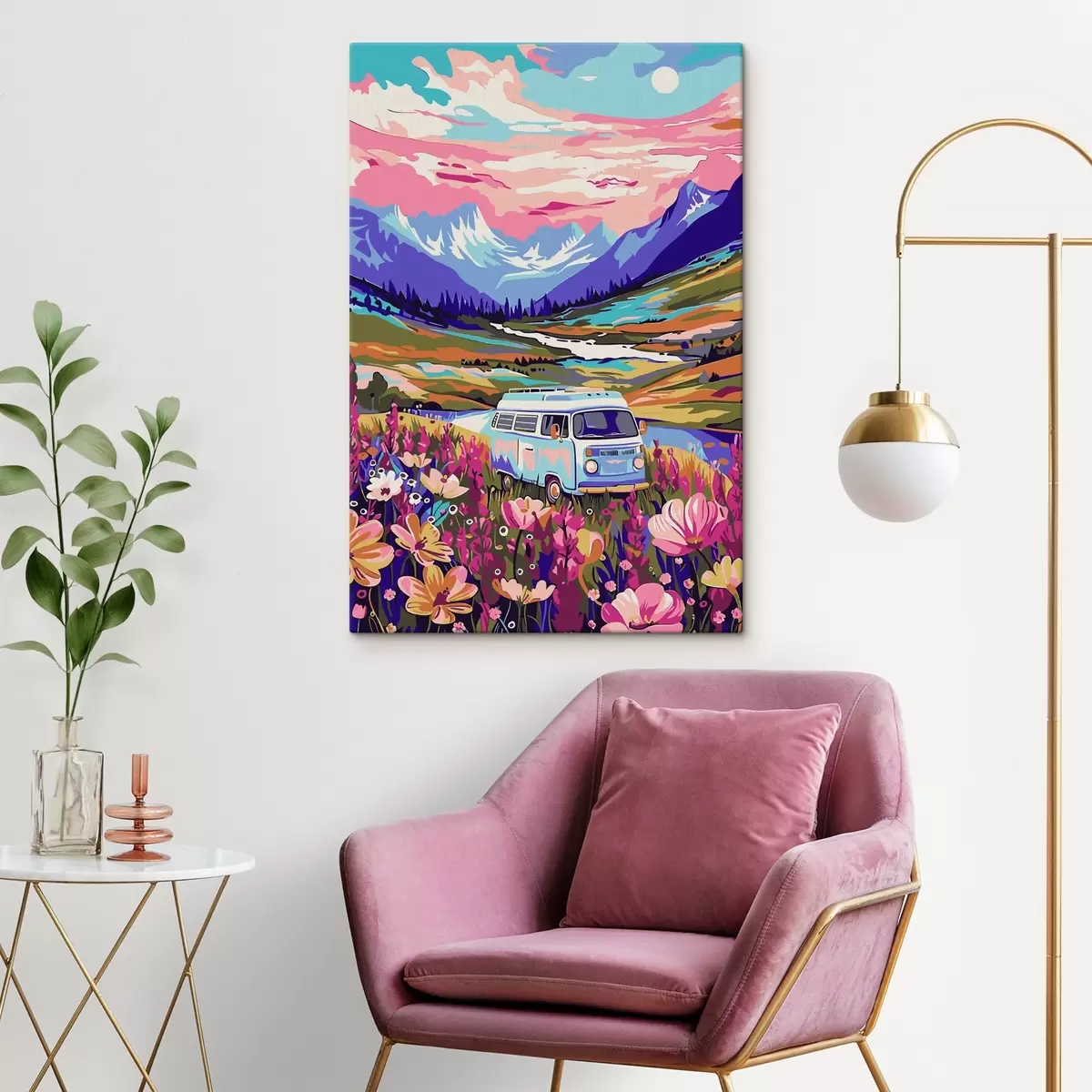 Paveikslėlis Per gėlių lauką važiuojantis furgonas s38260