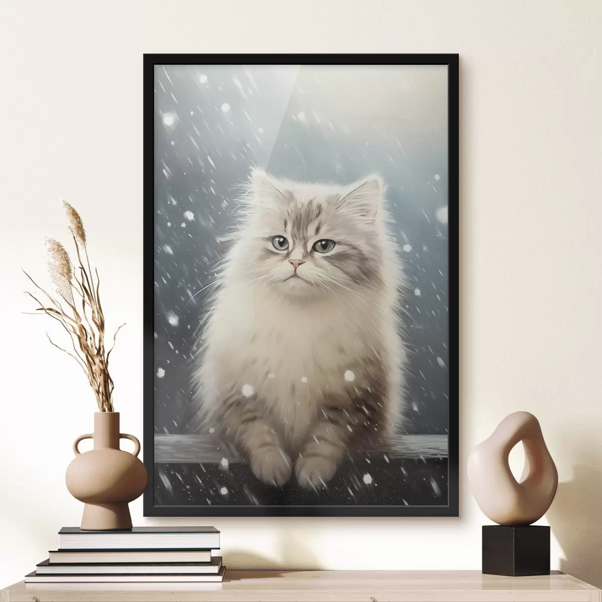 Plakatas Pūkuotas kačiukas sėdi po krentančiu sniegu f41440