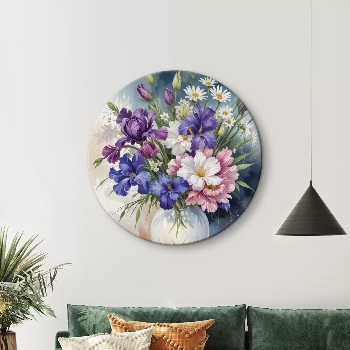 Apvalūs paveikslai Ryški spalvingų violetinių vilkdalgių, rožinių ramunėlių ir kitų žiedų puokštė, išdėstyta baltoje vazoje r40407