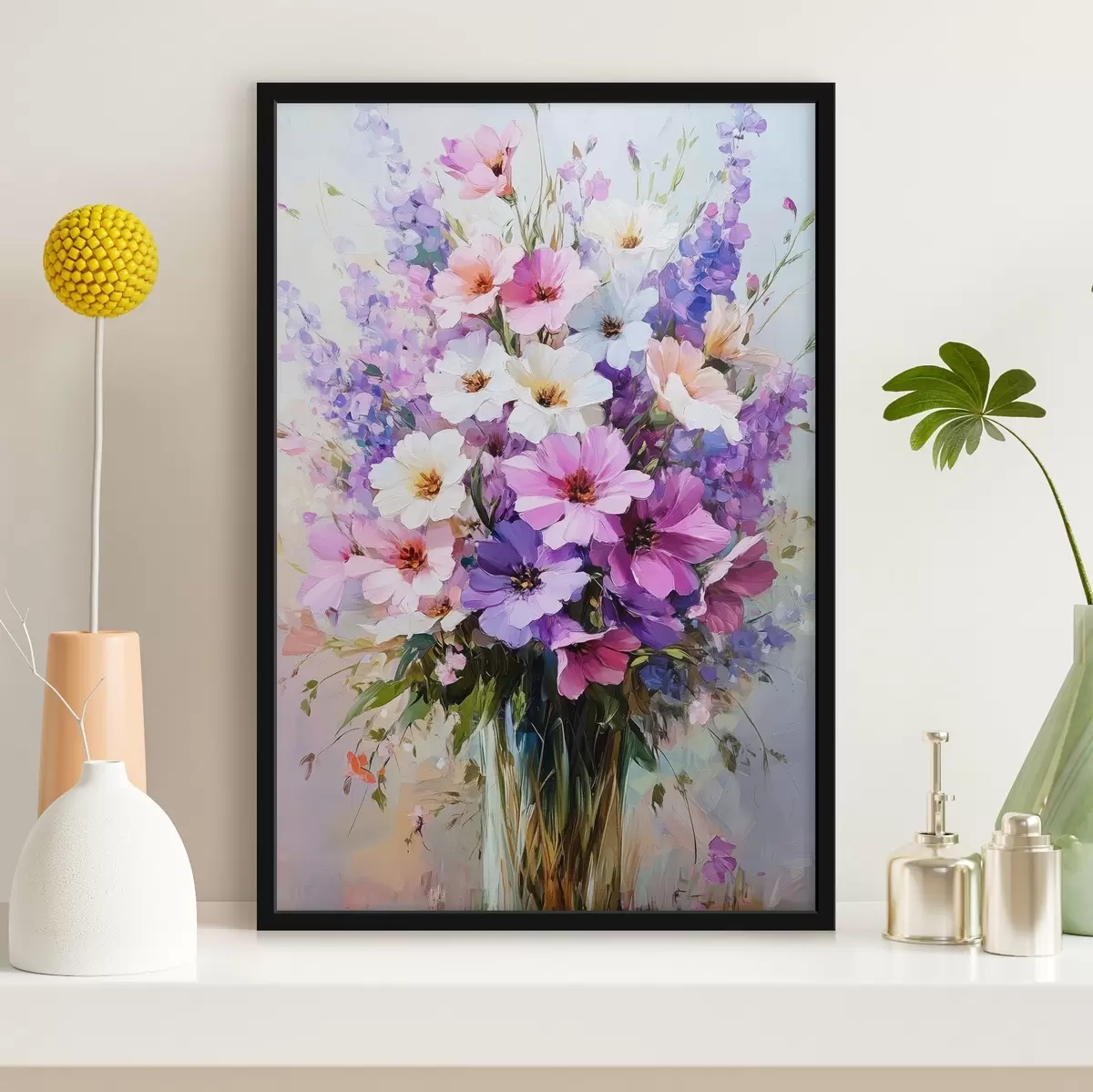 Plakatas violetinės ir baltos gėlės vazoje f41999