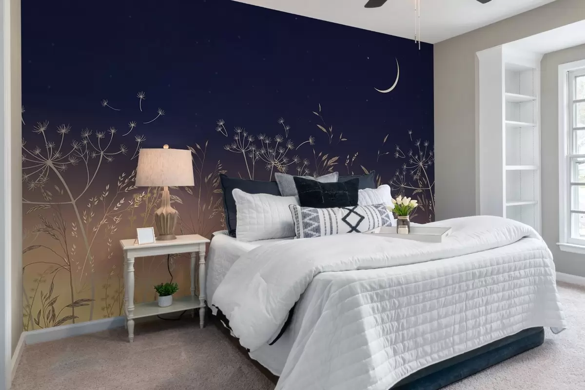 Fototapetai Kiaulpienės su laukinėmis gėlėmis saulėlydžio fone su mėlynu dangumi ir mėnuliu w08567