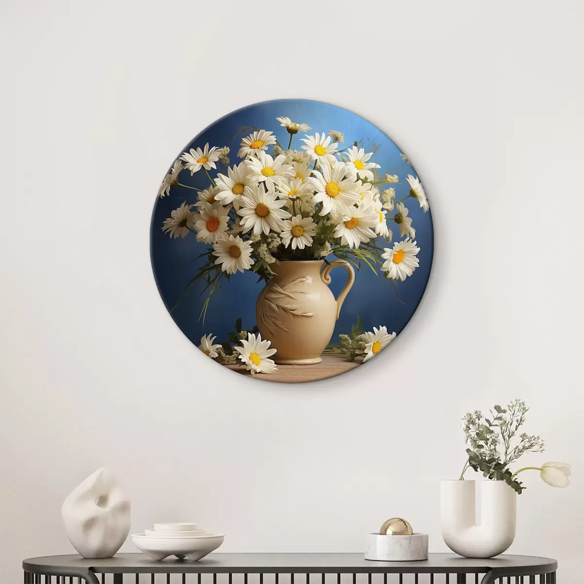 Apvalūs paveikslai Nuostabi baltų margučių puokštė mėlyname fone r36814 Apvalūs paveikslai Nuostabi baltų margučių puokštė mėlyname fone r36814