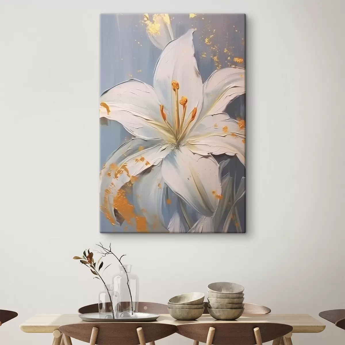 Paveikslėlis Balta lelija su geltonais akcentais mėlyname fone s45078