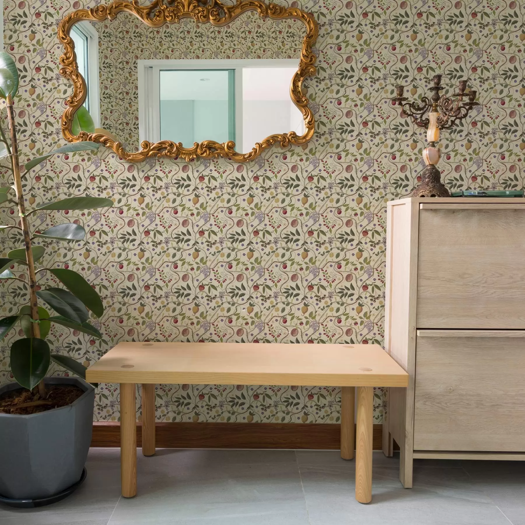 Fototapetai Vaisių raštas su uogomis, šakomis ir gėlėmis a00428