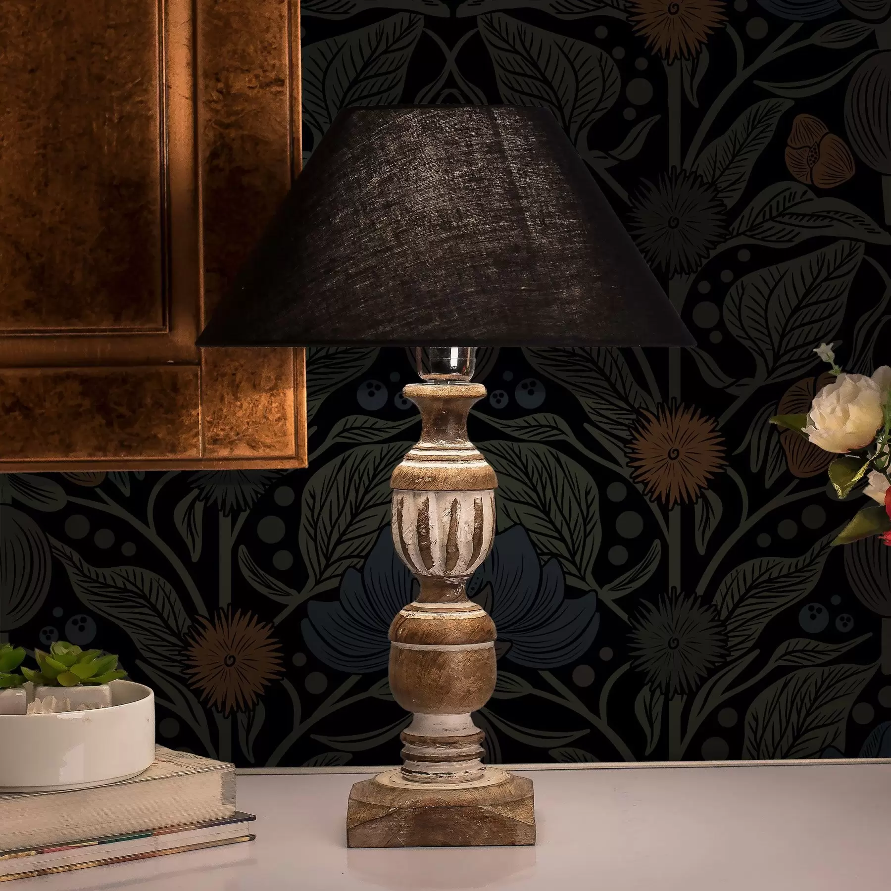 Fototapetai Tamsus gėlių ornamentas su oranžiniais akcentais a00411