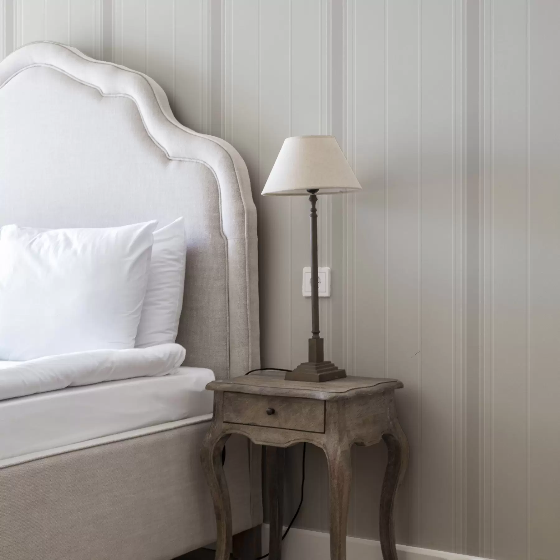 Fototapetai Šviesiai smėlio spalvos dryžiai su plačiais akcentais a00518