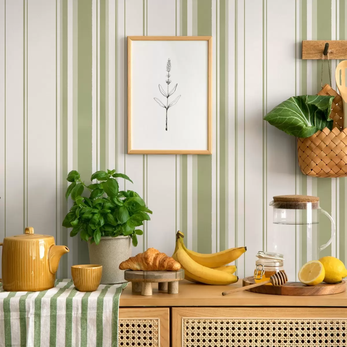 Tapetai Įvairaus pločio žalios vertikalios juostos a00565 Tapetai Įvairaus pločio žalios vertikalios juostos a00565