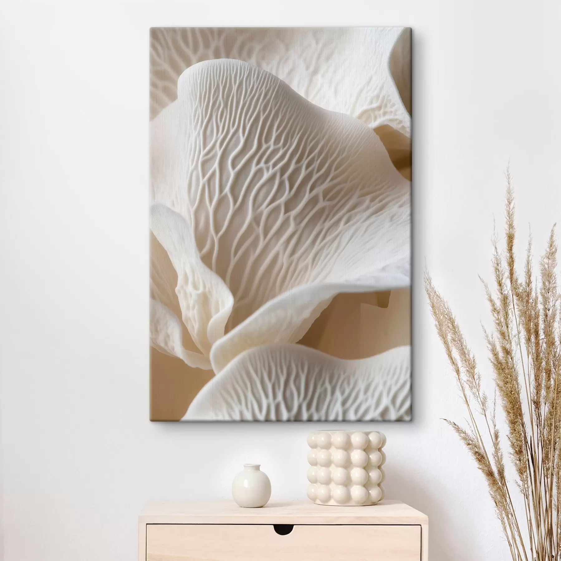 Paveikslėlis žiedlapių su gyslomis smėlio atspalvių s45704