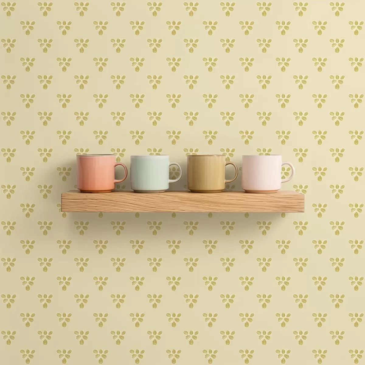 Tapetai Mažas pakartojimas: trijų lapų grupės ant kreminės-smėlio spalvos fono a00848 Tapetai Mažas pakartojimas: trijų lapų grupės ant kreminės-smėlio spalvos fono a00848