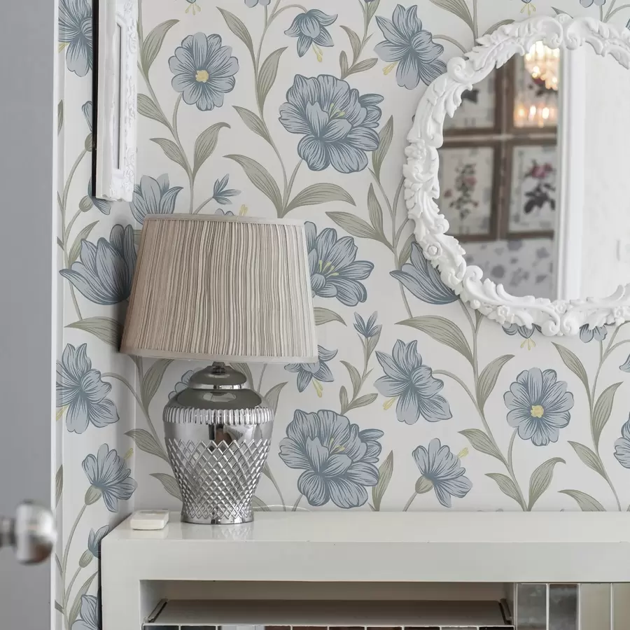 Fototapetai Dulkėti mėlyni žiedai su alyvuogių lapais ant balto fono a00780