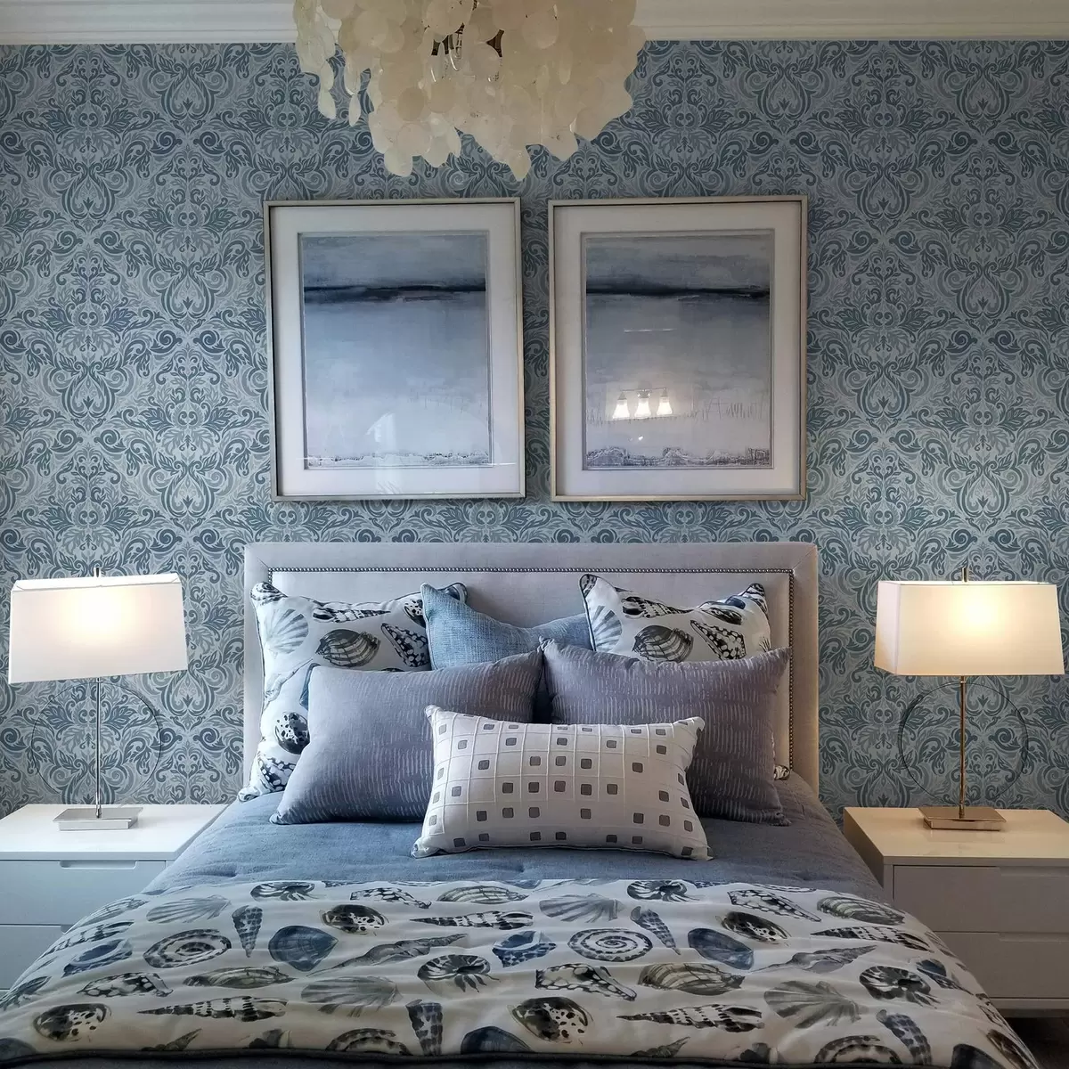 Tapetai Klasikinis damastas, tamsiai mėlynas ant šviesiai mėlyno fono a00826