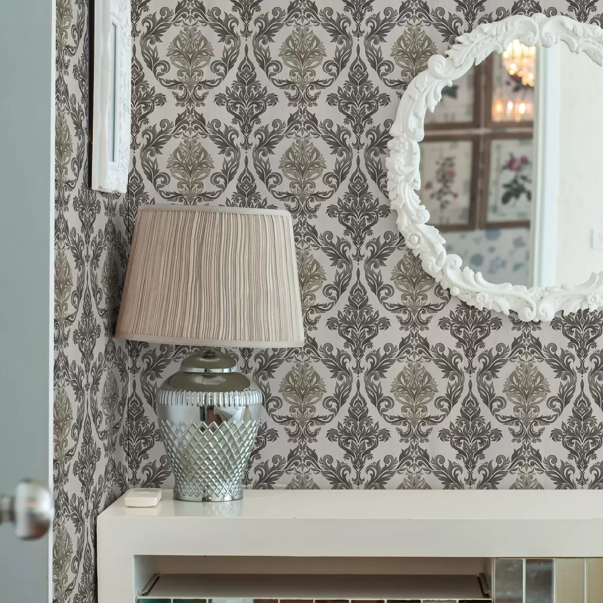 Fototapetai Damaskas ant šviesaus fono, alyvuogių bronzos akcentai a00828v6