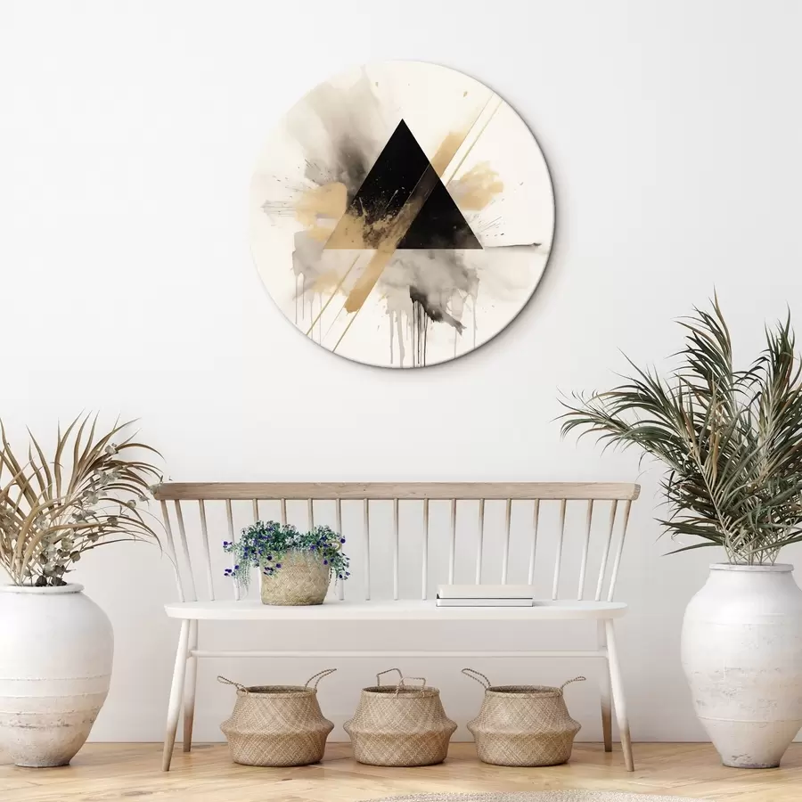 Paveikslėlis Geometrija: juodas trikampis su šviesiais purslais ir linijomis r46540