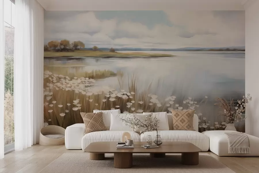 Fototapetai Tekstūruotas kraštovaizdis, baltais žiedais ir aukšta žole apsodintas laukas, ežeras fone, žolėtas kalnas su medžiais, švelnios spalvos w09530