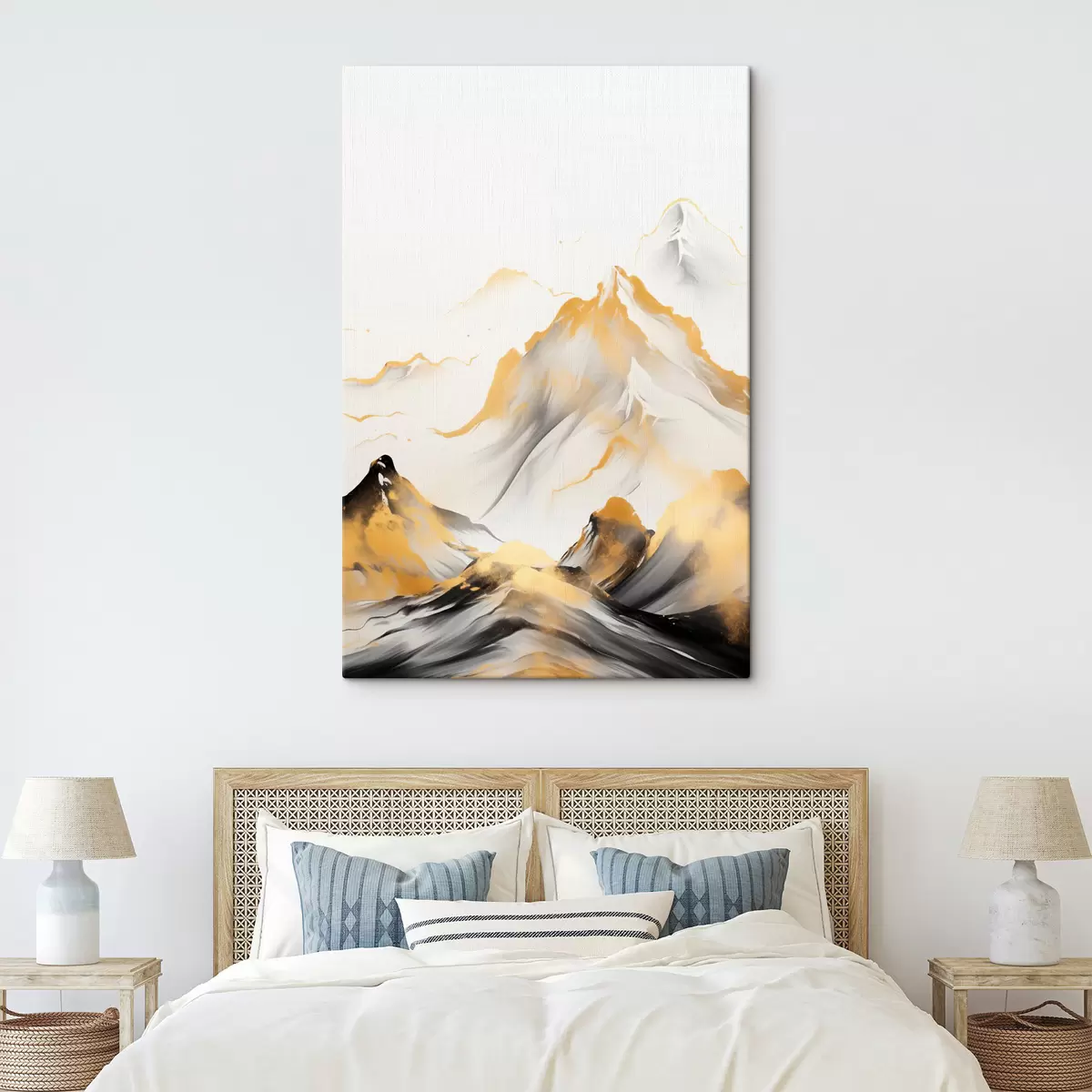 Paveikslėlis Tekstūruotos geltonos ir juodos kalvos su snieguotomis viršūnėmis, tapybos stilius „ink wash“, minimalistinis kalnų masyvas s46683