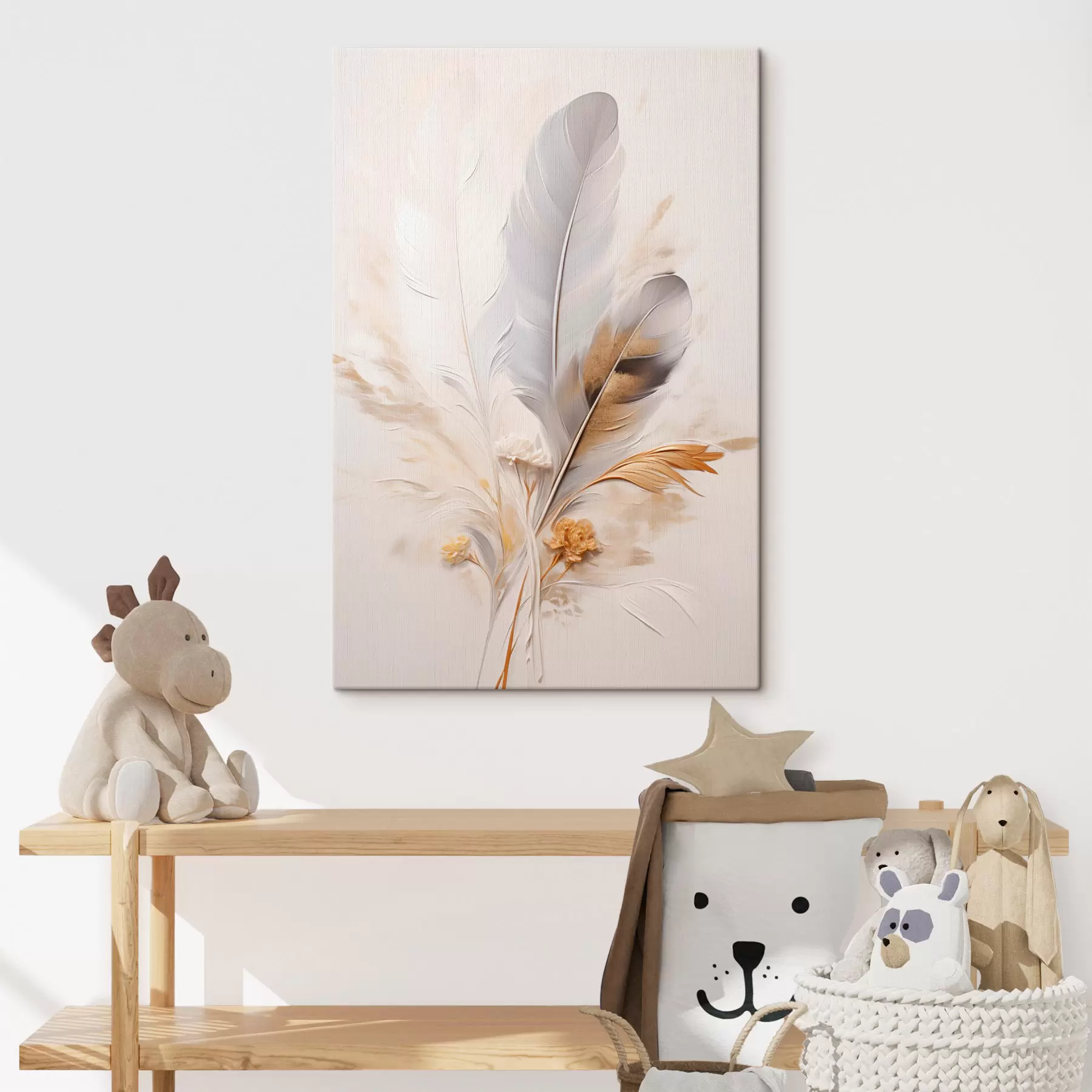 Paveikslėlis Abstrakčios plunksnos, apsuptos smėlio ir rudos spalvos plunksnų, švelnios ir subtilios, ant šviesiai smėlio spalvos fono. s46712