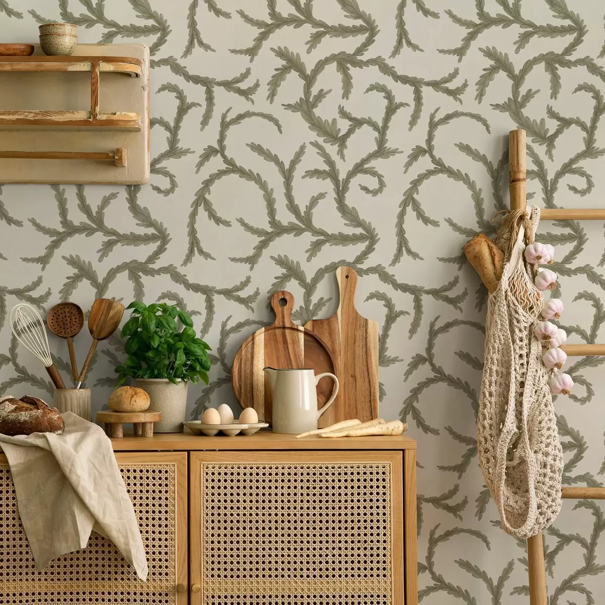 Tapetai Švelnios žalios spygliuočių garbanos šviesiu fonu a00938