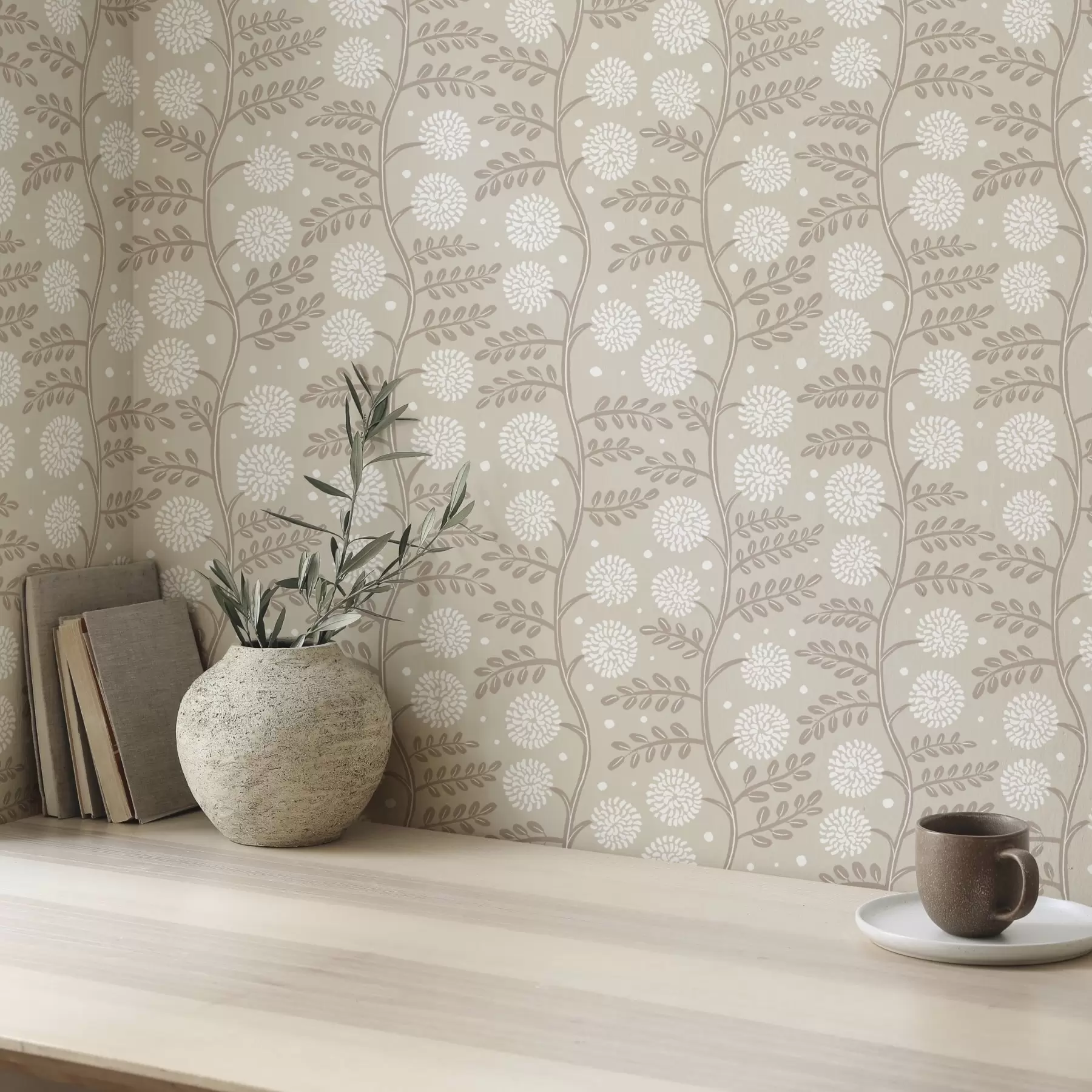 Fototapetai Bėžinės spalvos stiebai su baltomis pūkuotomis gėlėmis ir švelniais taškeliais a00997