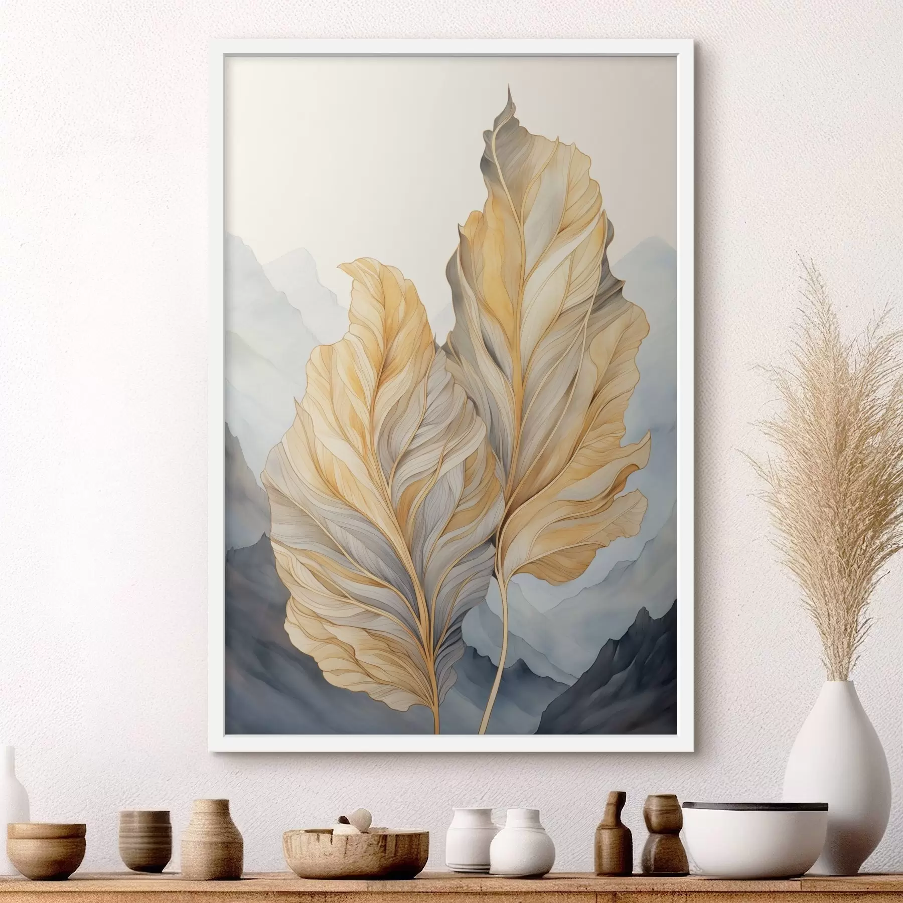 Fototapetai Abstrakčios didelės, geltonos ir rudos spalvos lapai su sudėtingais detalėmis, kalnų peizažo fone f47023