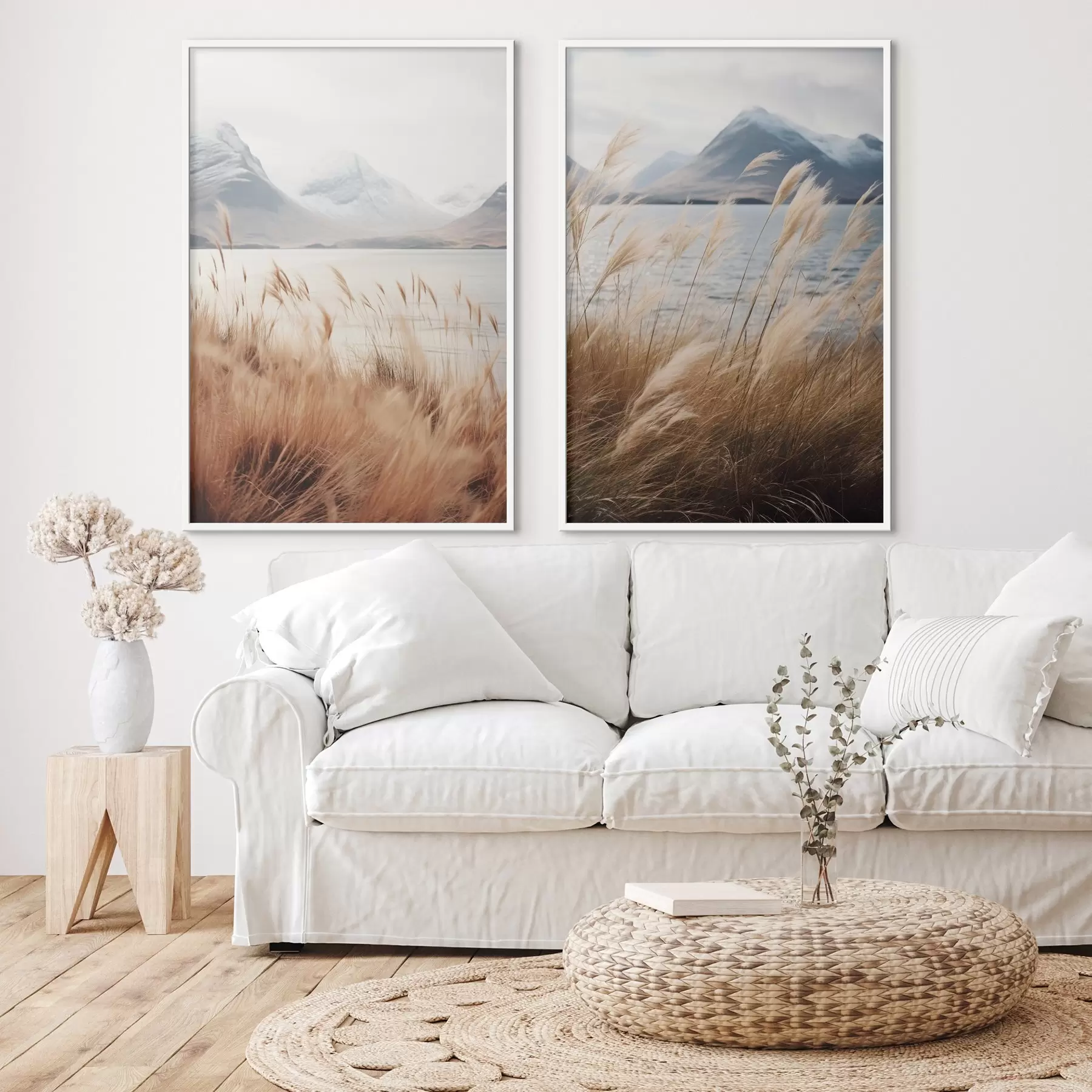 Fototapetai Pampų žolė su ežeru ir kalnais fone, švelnus apšvietimas, prislopintos spalvos, natūralistinis stilius d00884