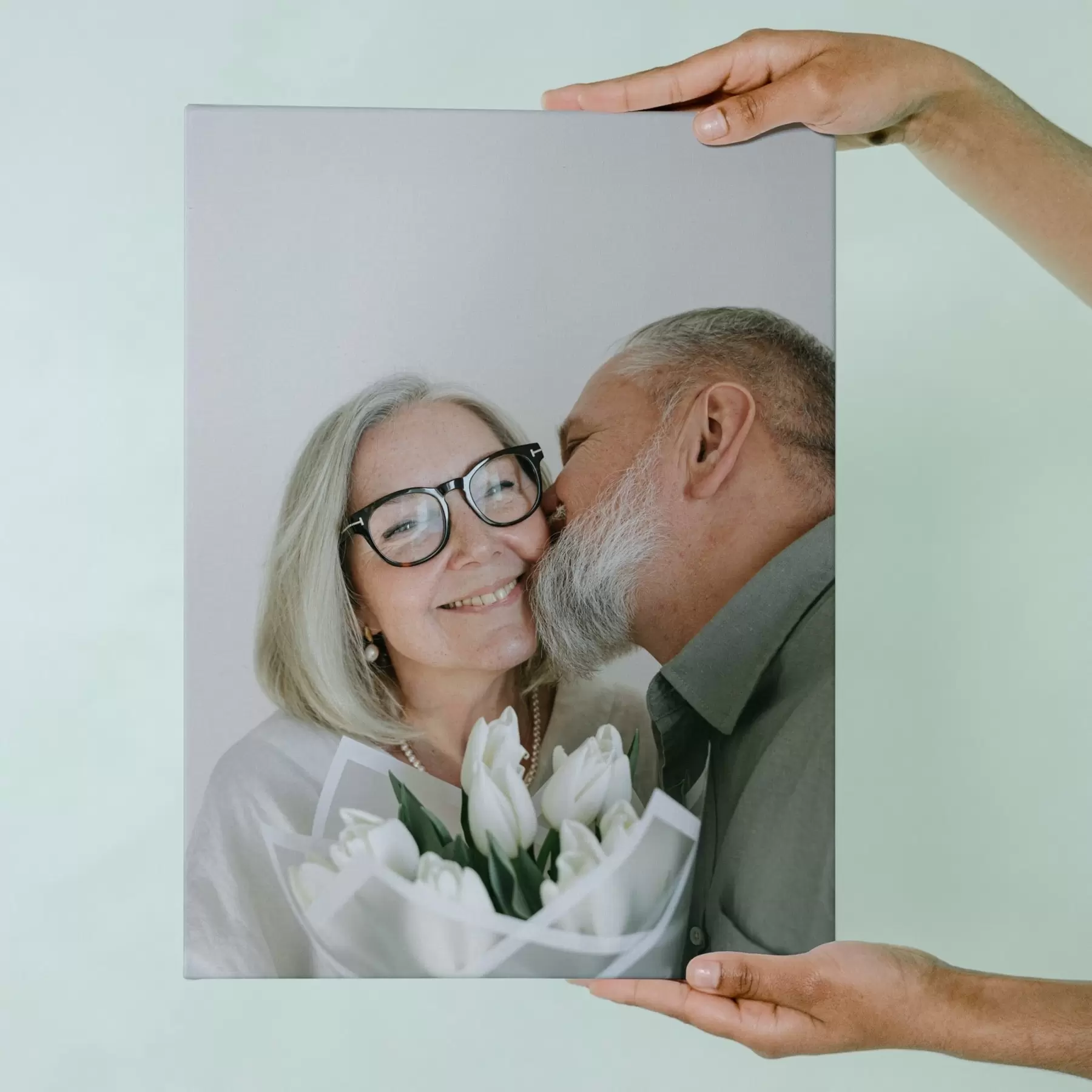 Paveikslėlis Dovanėlė porai pagal nuotrauką ant drobės s47197