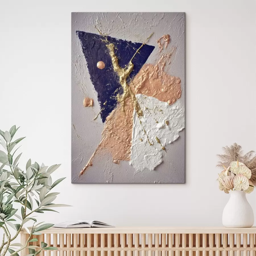 Paveikslėlis Abstraktaus kompozicijos su tamsiai mėlynu trikampiu ir reljefiniais potėpiais aliejaus tapybos stiliumi s46953