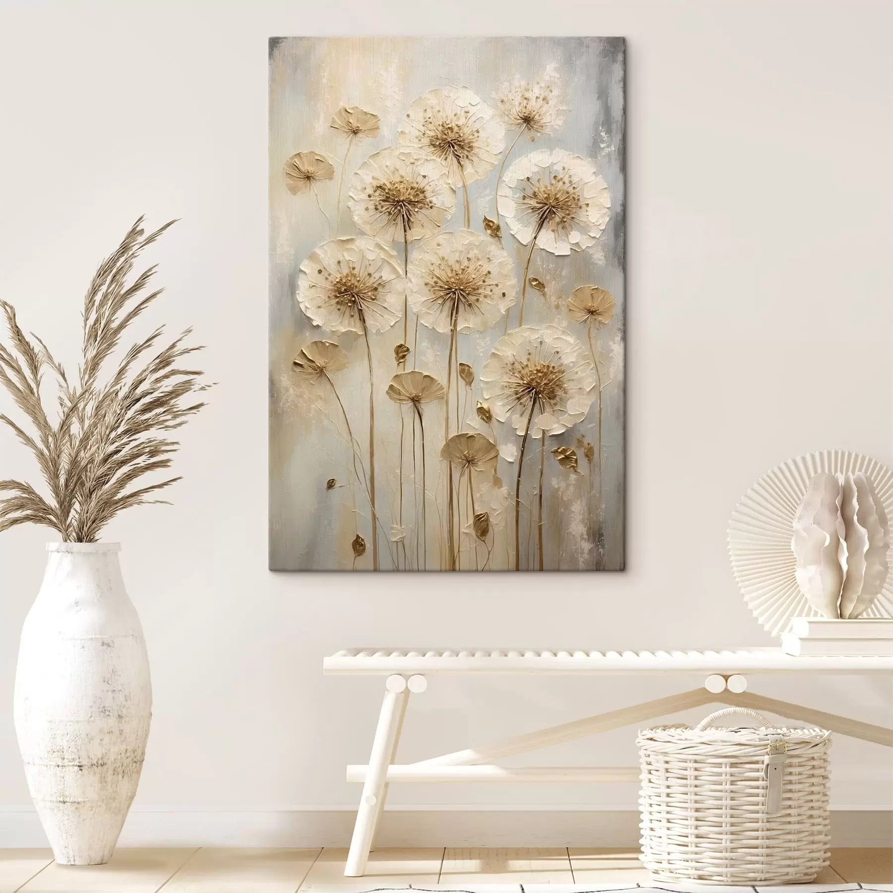 Paveikslėlis Aukšti kreminiai žiedai ant šviesaus fono s47282