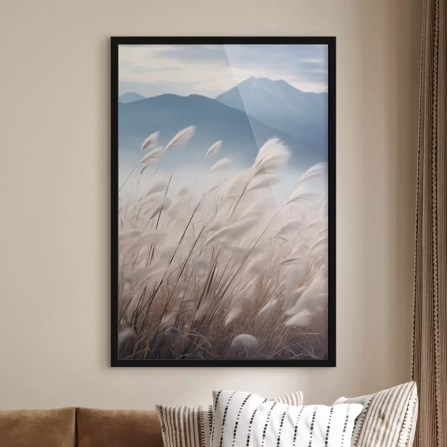 Fototapetai Aukšta, balta pampų žolė, plazdenanti vėjyje, o fone matyti švelnios mėlynos kalvos. f47879