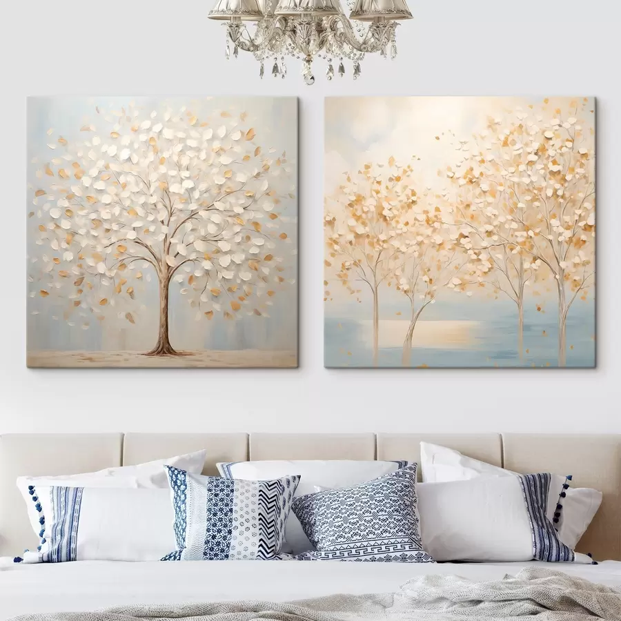 Paveikslėlis Tekstūrinis tapybos stilius, vaizduojantis medžius su baltais ir geltonais lapais prieš šviesiai mėlyną foną m30200