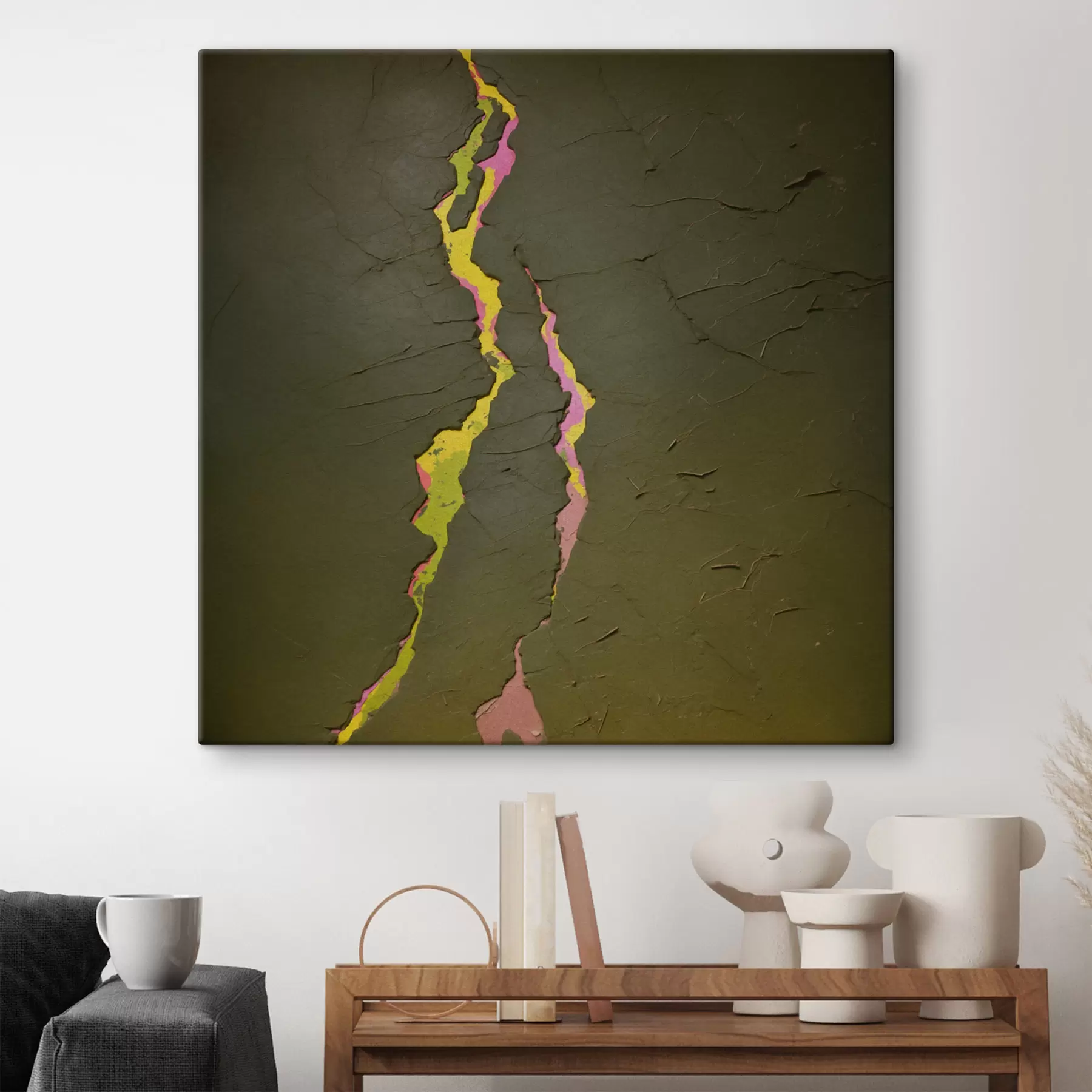 Paveikslėlis Abstrakti įtrūkimų kompozicija su ryškiais sluoksniais po tamsiu paviršiumi s48805