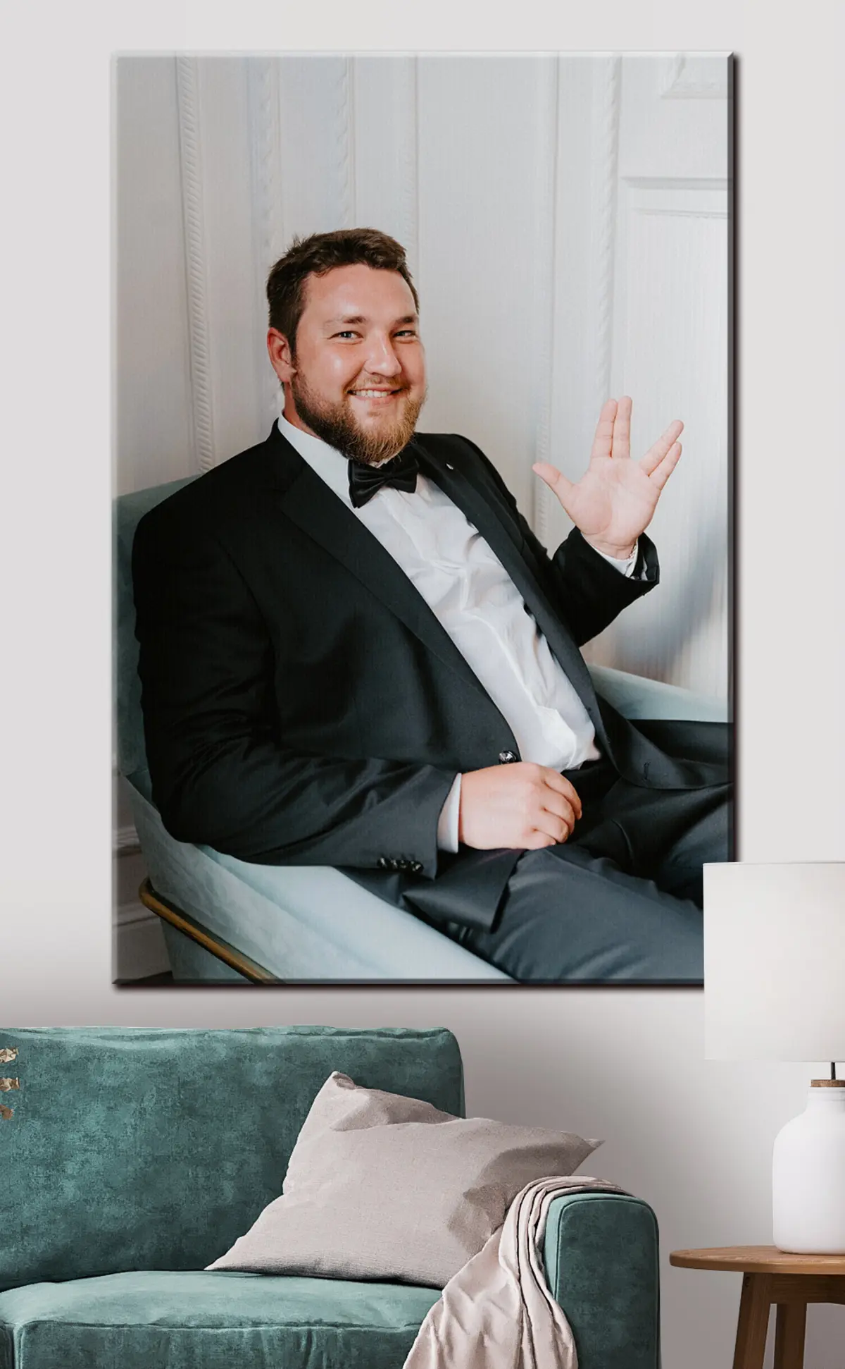 Paveikslėlis Šypsena, ranka ir marškinėliai s33259