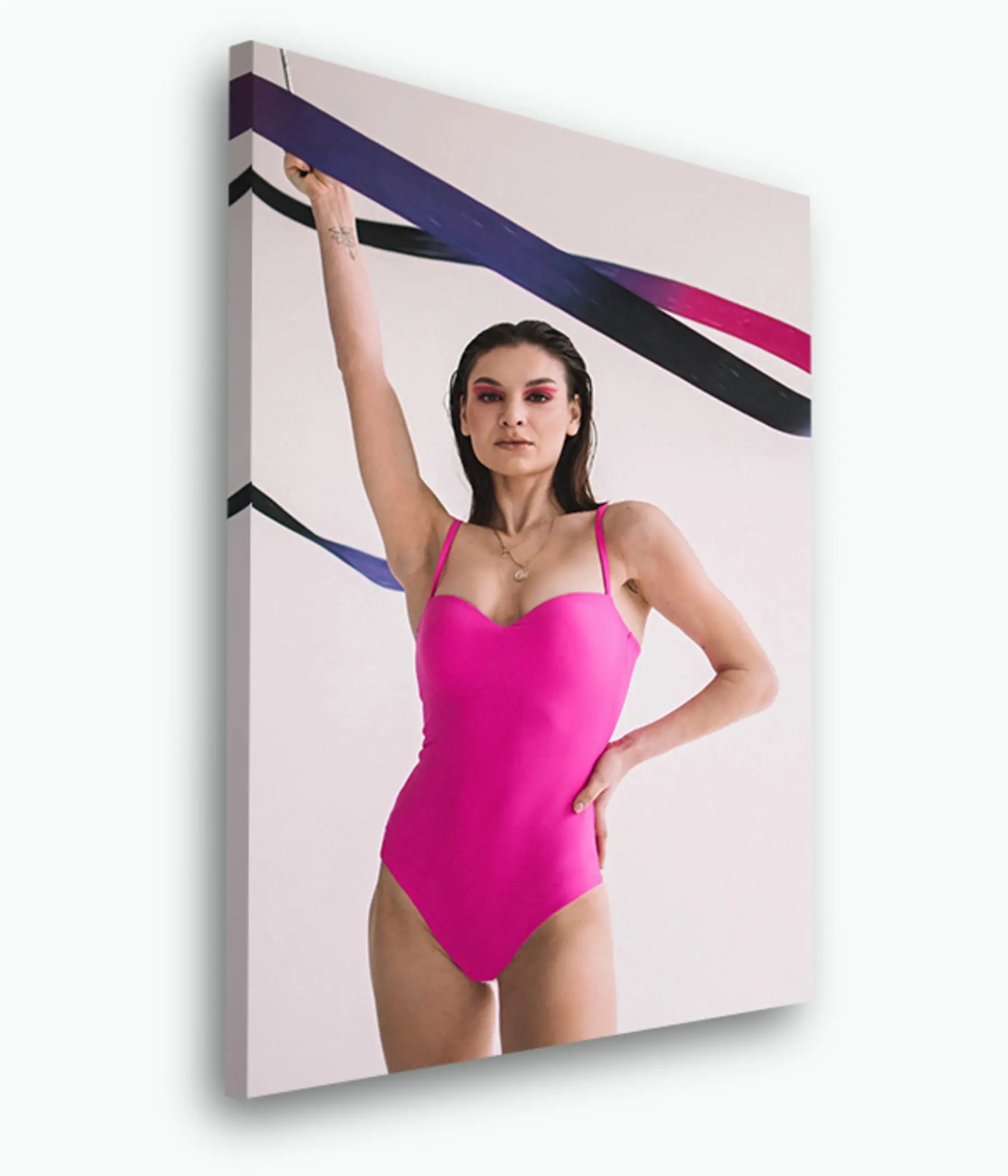 Paveikslėlis Kojinės, maudymosi kostiumėliai ir šlaunys s33397