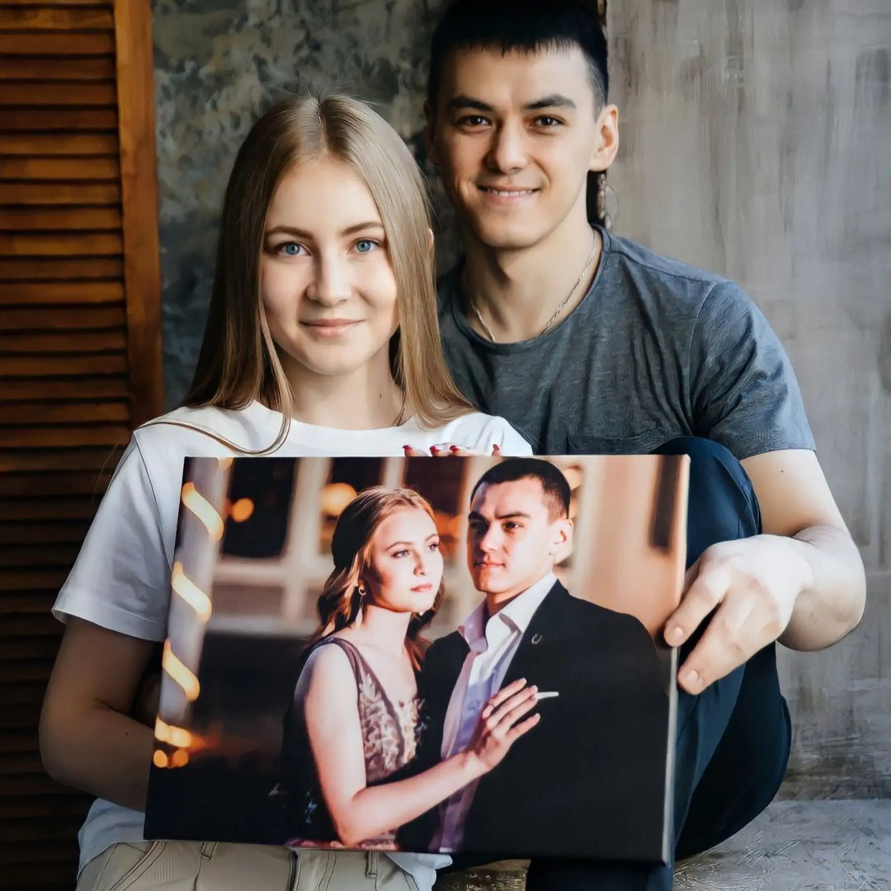 Paveikslėlis Šypsena, šukuosena ir nuotrauka s34654