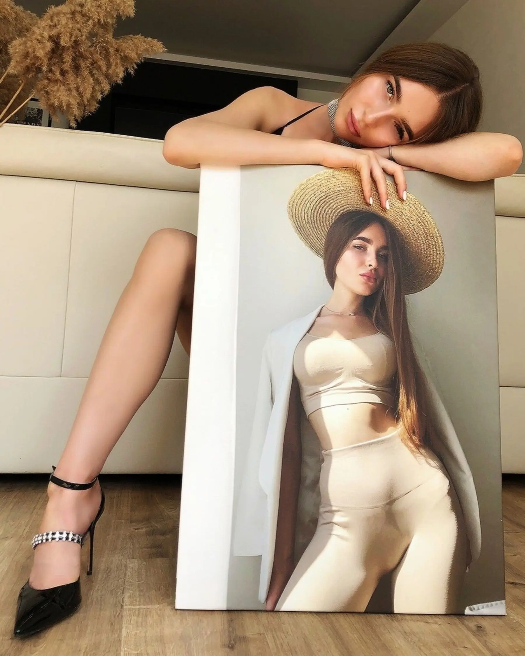 Paveikslėlis Sąnarys, batų ir baltos spalvos s34705