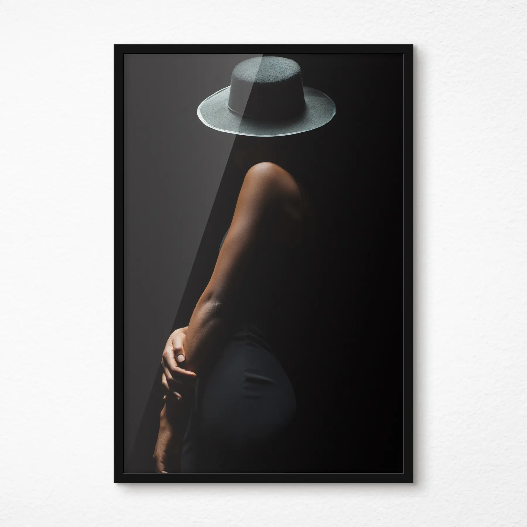 Fototapetai Paslaptingas siluetas tamsoje f34464