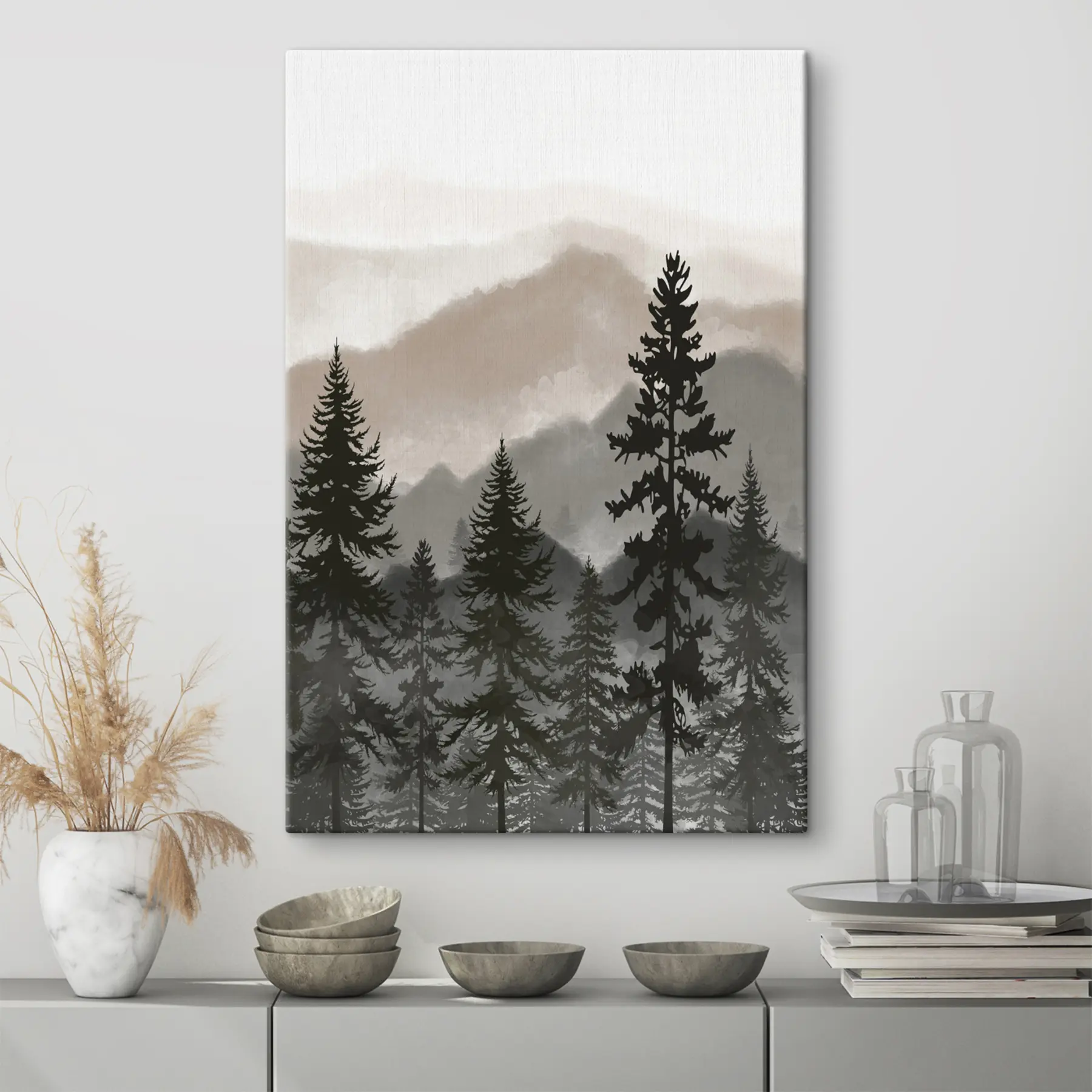 Paveikslėlis Rūko apgaubtos kalvos ir šešėliais apgaubti visžaliai augalai s37017v1